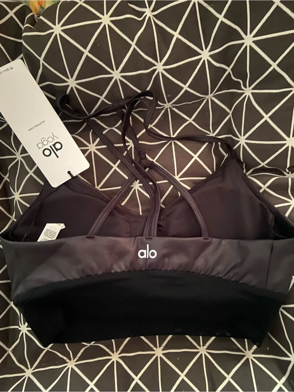 Alo Yoga Lavish Bra in Glossy Black. NWT. Size S.